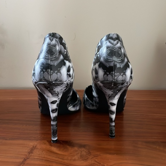 Beautiful roses floral stiletto pumps pointy heels 9 - Picture 6 of 8